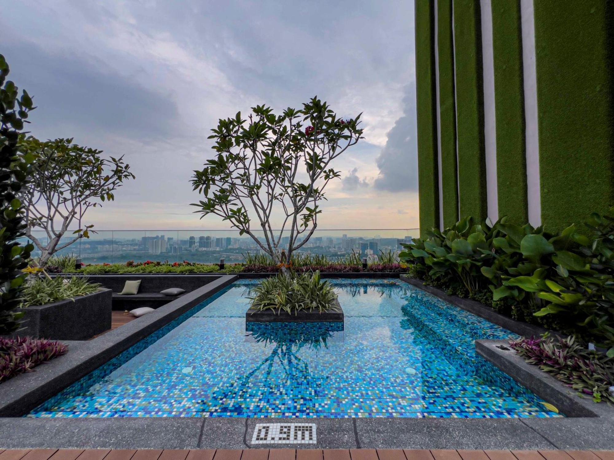 Sky Pool Suites Kl Sentral - Riveria City กัวลาลัมเปอร์ ภายนอก รูปภาพ