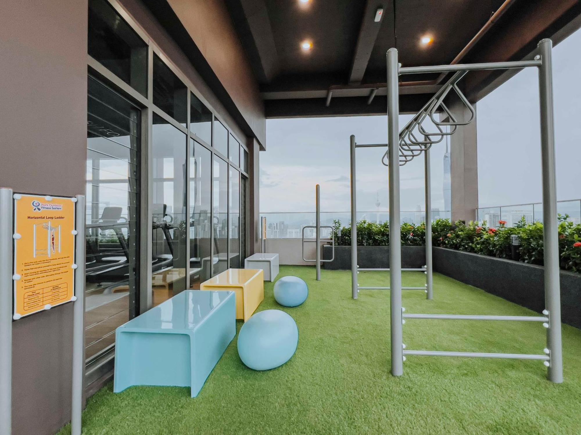 Sky Pool Suites Kl Sentral - Riveria City กัวลาลัมเปอร์ ภายนอก รูปภาพ