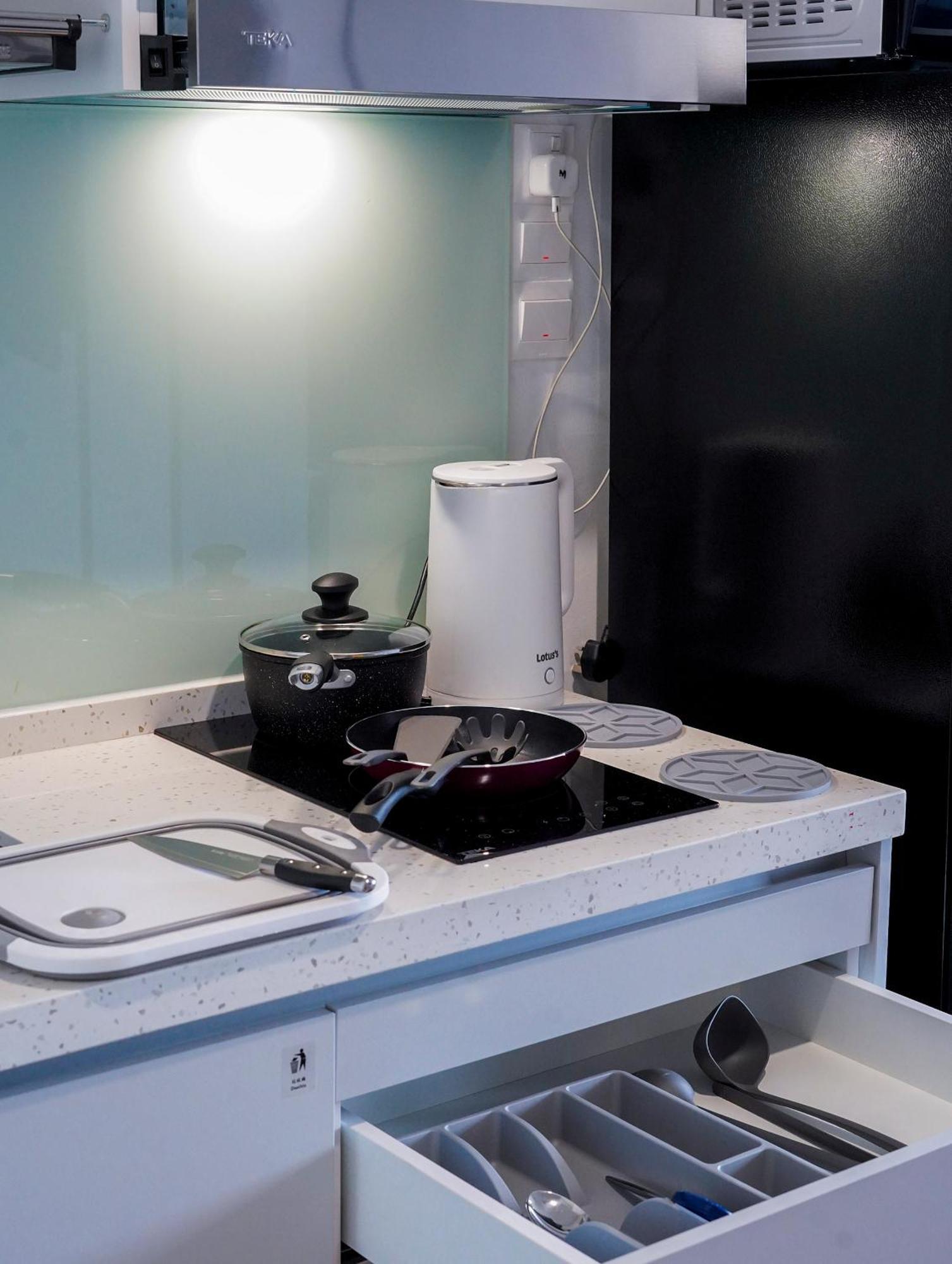 Sky Pool Suites Kl Sentral - Riveria City กัวลาลัมเปอร์ ภายนอก รูปภาพ